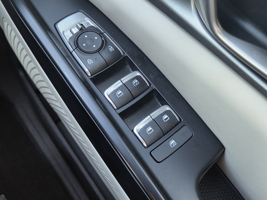 2023 Kia Carnival KA4 S People Mover Image 24