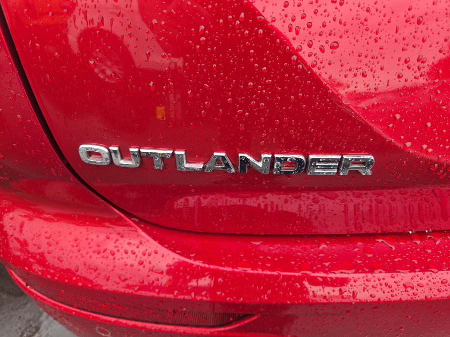 2023 Mitsubishi Outlander ZM LS SUV Image 10