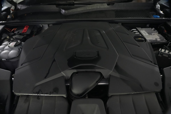 2023 Porsche Cayenne SUV Image 37
