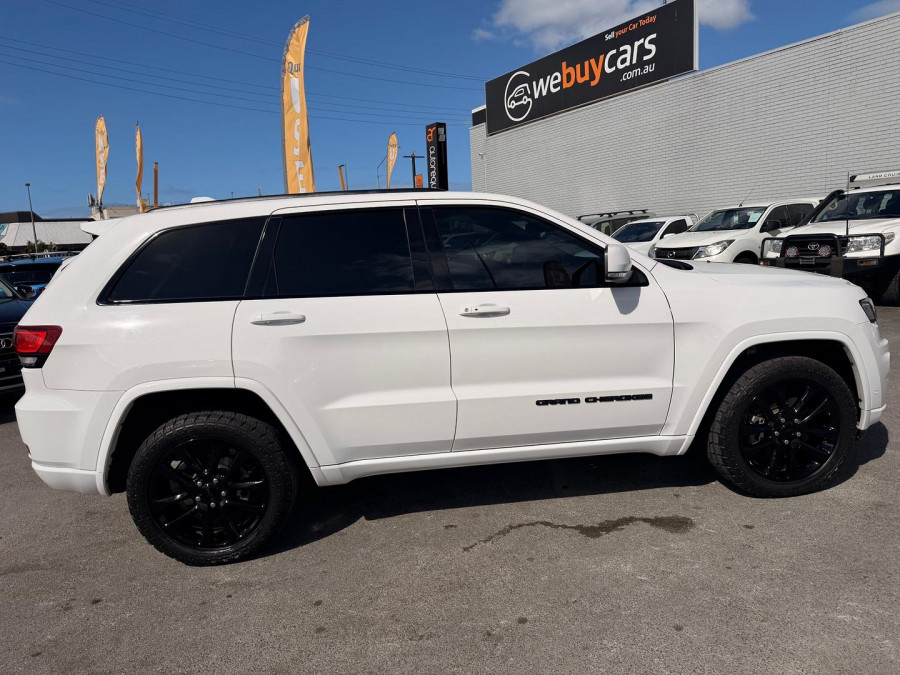 2020 MY0  Jeep Grand Cherokee WK Night Eagle SUV Image 6