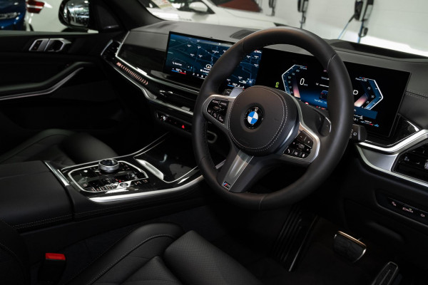2026 BMW X5 G05 LCI xDrive30d M Sport SUV image 6