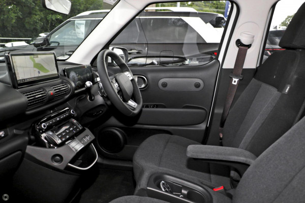 2026 Hyundai INSTER AX.V1 Extended Range SUV Image 6