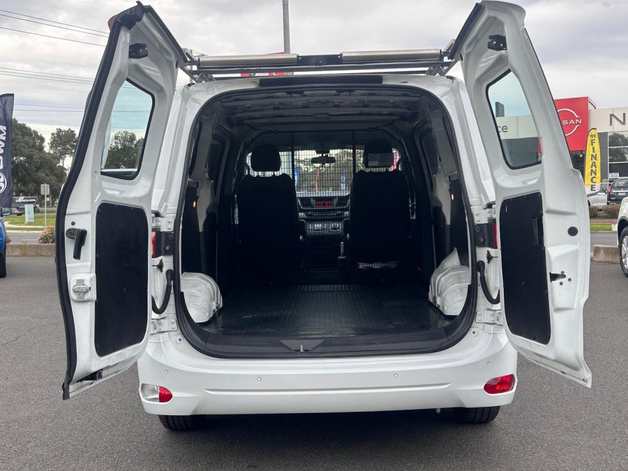 2022 LDV G10 SV7C + Van Image 11