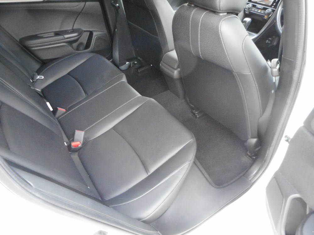 2018 MY17 Honda Civic Hatch VTi-LX Hatch Image 12