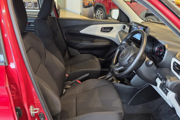 2026 Suzuki Swift UZ Hybrid Hatch Image 13