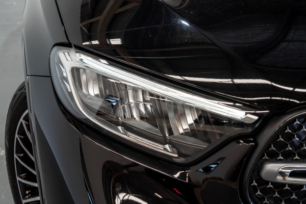 2025 Mercedes-Benz GLC-Class GLC300 SUV Image 2