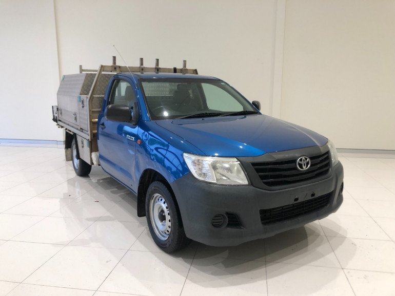 2013 Toyota HiLux TGN16R Workmate Cab chassis Image 1