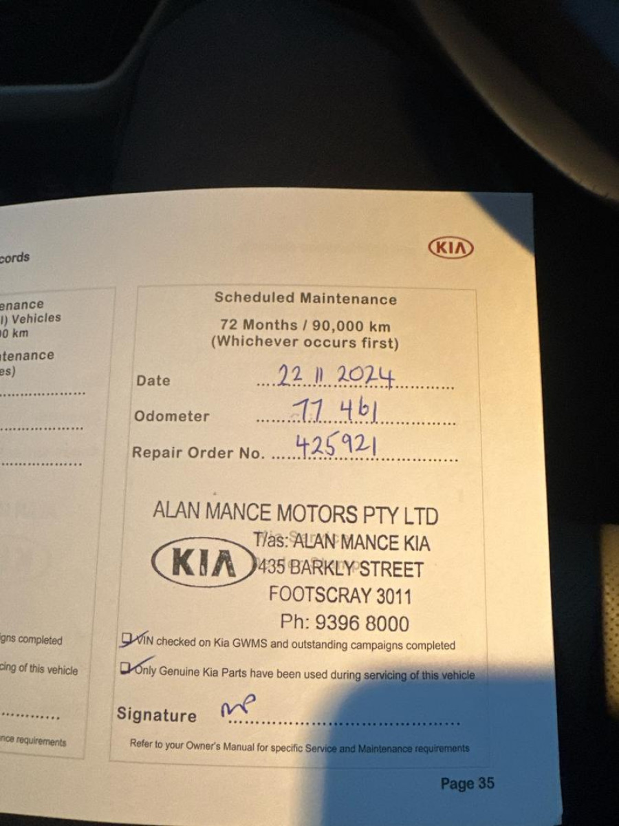 2017 MY18 Kia Carnival YP SLi Van Image 29