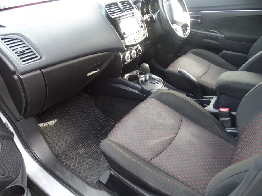 2017 Mitsubishi ASX XC XLS SUV Image 11