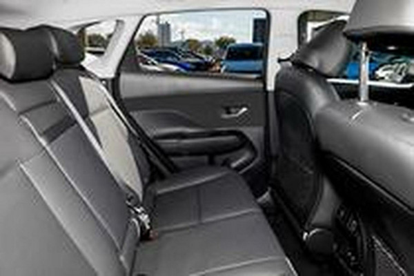 2026 Hyundai KONA SX2.V2  Electric Premium SUV Image 17