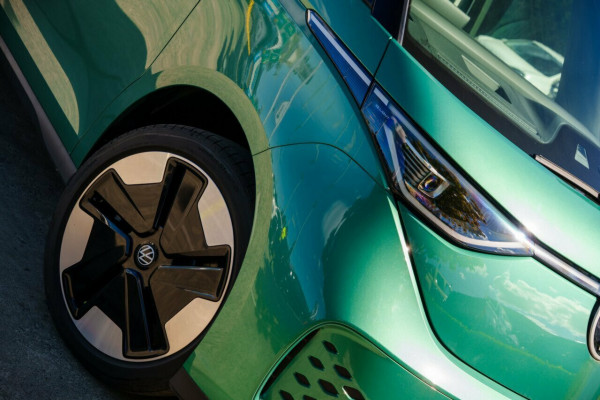 2025 Volkswagen ID. Buzz EB Pro BEV560 People Mover Image 6