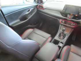 2017 MY18 Hyundai i30 PD SR Hatchback