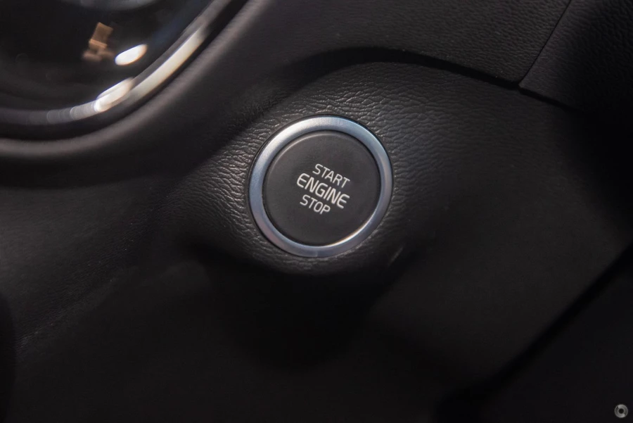 2026 Volvo XC40 XZ Plus B4 SUV Image 12