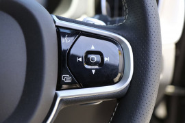 2018 Volvo XC60 UZ  T8 R-Design Suv