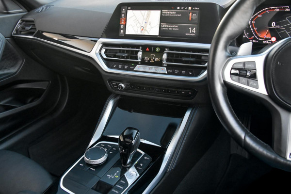 2022 BMW 2 Series G42 220i M Sport Coupe image 7
