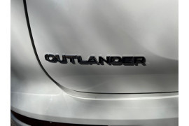 2021 MY22 Mitsubishi Outlander ZM ES Wagon