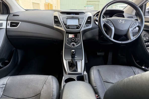 2014 Hyundai Elantra MD3 Trophy Sedan Image 12