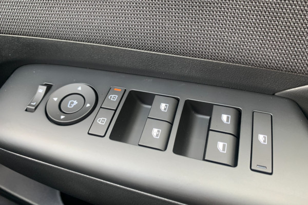 2025 MY26 Hyundai KONA SX2.V3 Elite SUV Image 22