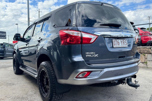 2018 Isuzu MU-X LS-U SUV Image 8