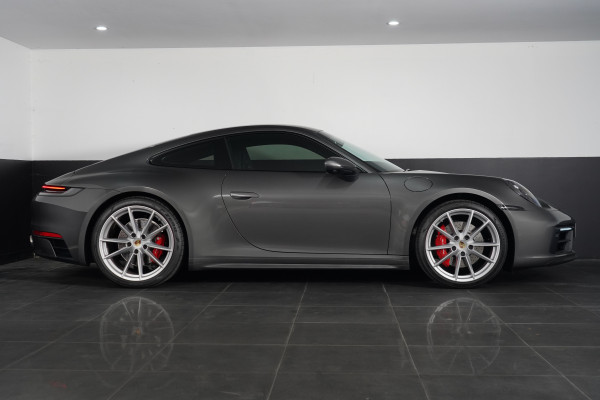 2020 Porsche 911 Carrera S Coupe Image 9