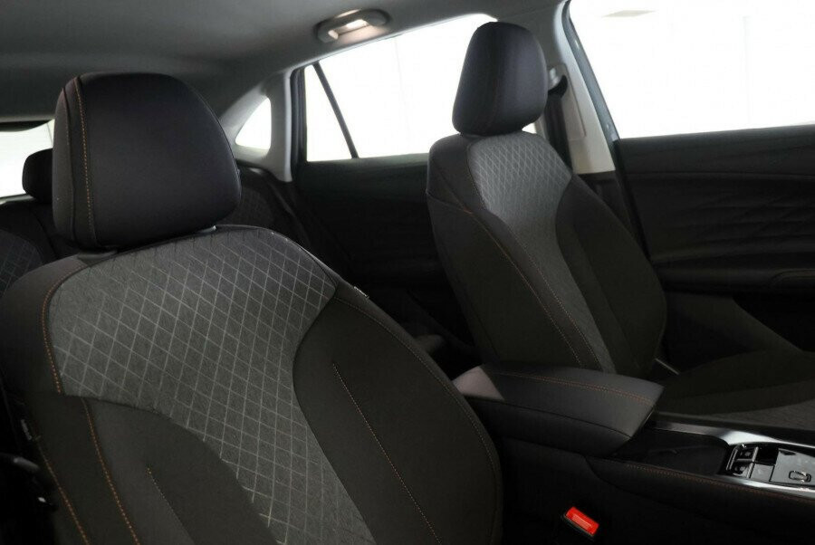 2024 MY24.5 MG HS AS33 Vibe SUV Image 8