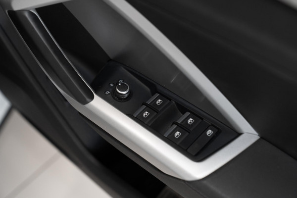 2021 MY22 Audi Q3 F3 35 TFSI S line SUV image 16