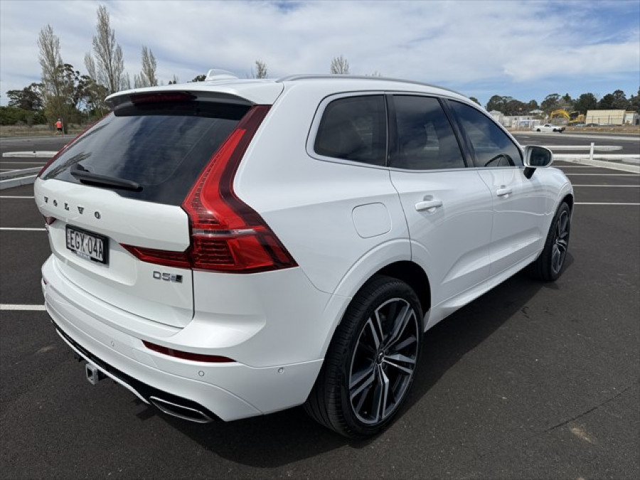 2017 MY18 Volvo XC60 UZ D5 R-Design SUV Image 4