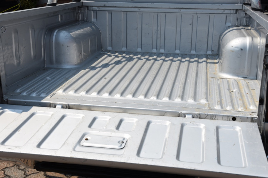 2015 Nissan Navara D22 S5 ST-R Utility Image 19