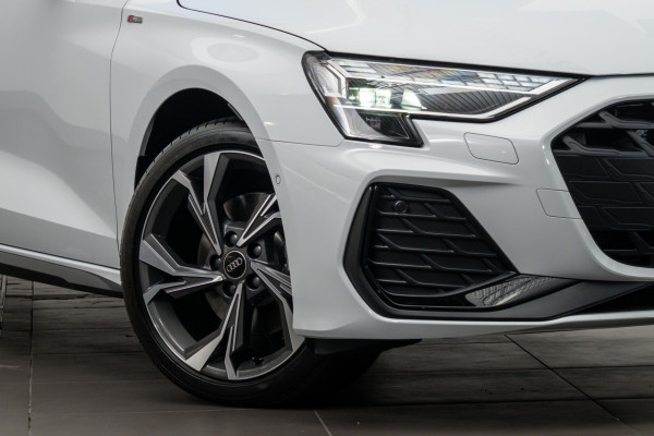 2025 Audi A3 GY TFSI 150kW S line Sedan image 6