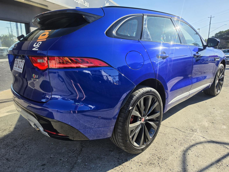2016 MY17 Jaguar F-PACE X761 First Edition SUV Image 7