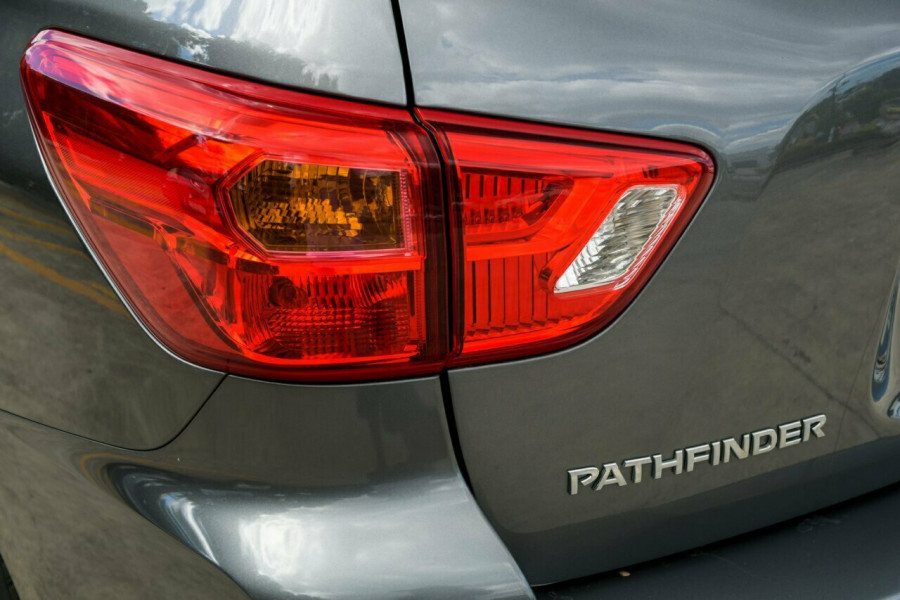 2017 Nissan Pathfinder R52 Series II MY17 ST X-tronic 4WD Wagon Image 7