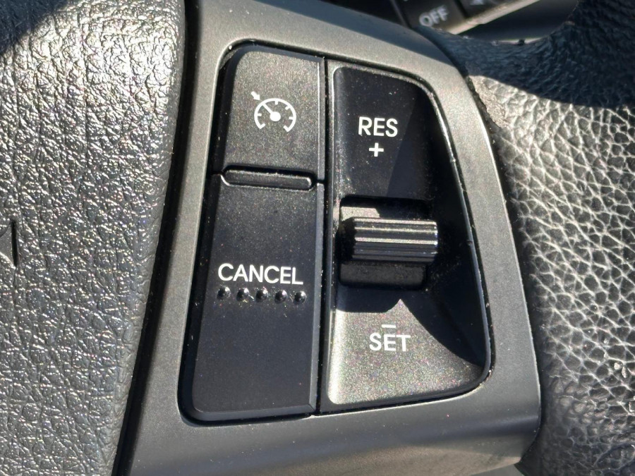 2011 Kia Sorento XM SLi SUV Image 19