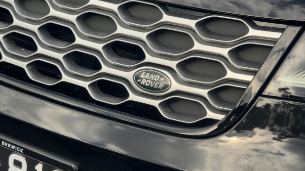 2025 Land Rover Discovery Series 5 D350 S SUV image 4