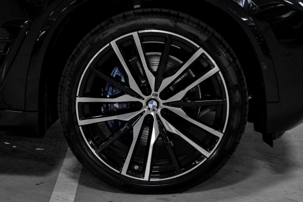 2026 BMW X5 G05 LCI xDrive30d M Sport SUV image 23
