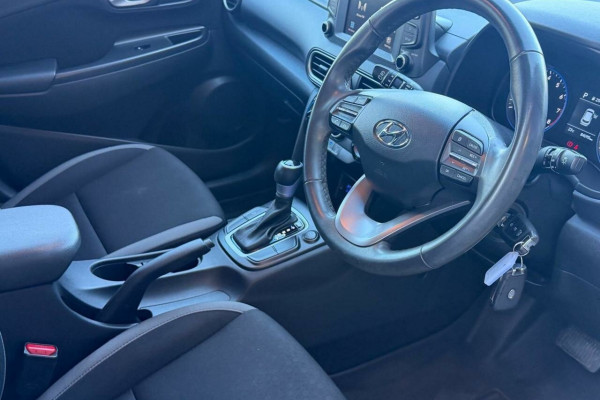 2020 Hyundai KONA OS.3 Active SUV Image 29
