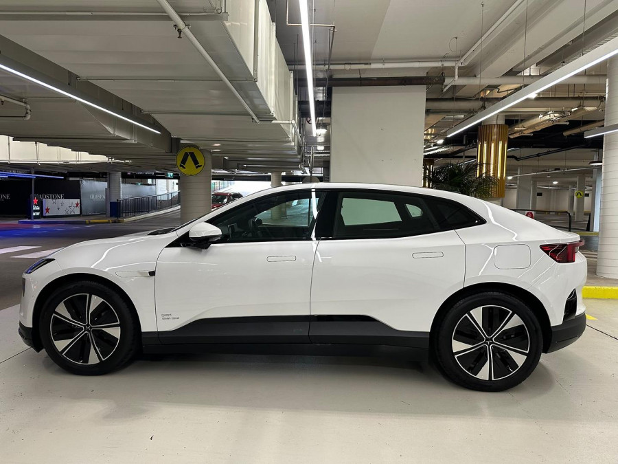 2025 Polestar 4  Long range Single motor Coupe Image 9