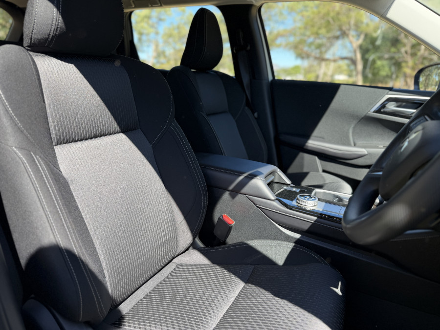 2026 Mitsubishi Outlander ZM ES Wagon Image 10