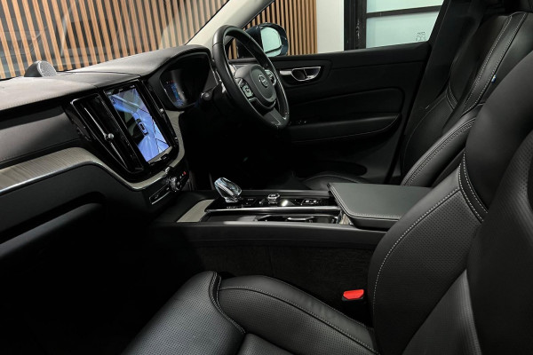 2022 Volvo XC60 UZ B5 Inscription SUV Image 20