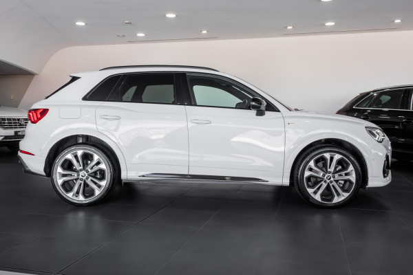 2022 MY23 Audi Q3 F3 40 TFSI S line SUV image 3