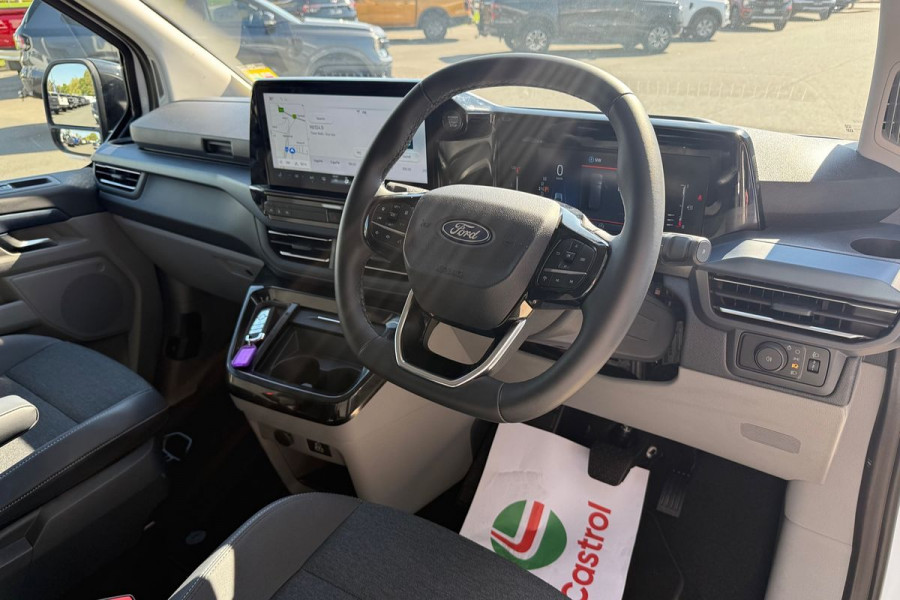 2024 Ford Tourneo AV Active Van Image 11