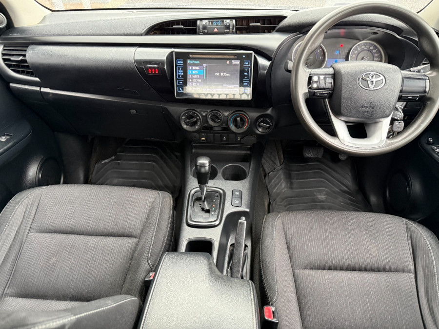 2017 Toyota HiLux GUN126R SR Cab Chassis Image 12
