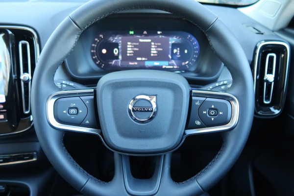 2025 MY26 Volvo XC40 XZ Plus B4 SUV Image 23