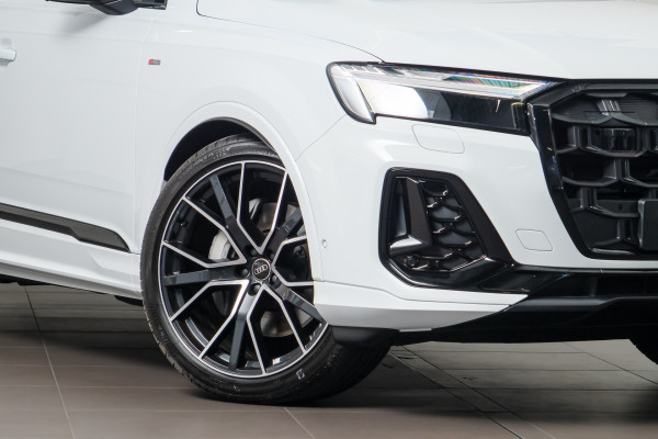 2026 MY25 Audi Q7 4M TDI 210kW S line SUV image 6