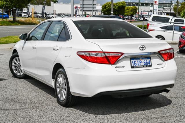 2017 Toyota Camry Altise