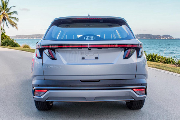 2026 Hyundai Tucson NX4.V4 Hybrid SUV Image 6