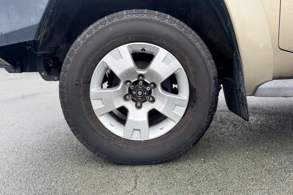 2006 Nissan Patrol GU IV ST SUV Image 20