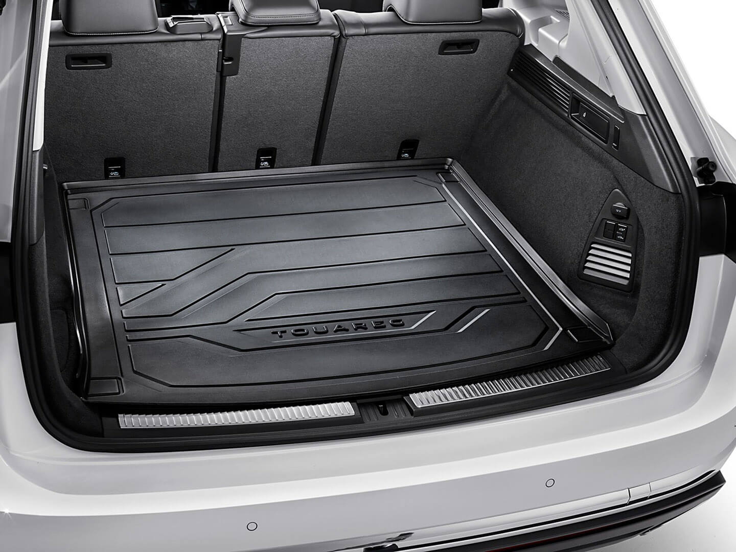 Luggage compartment tray Protection Image