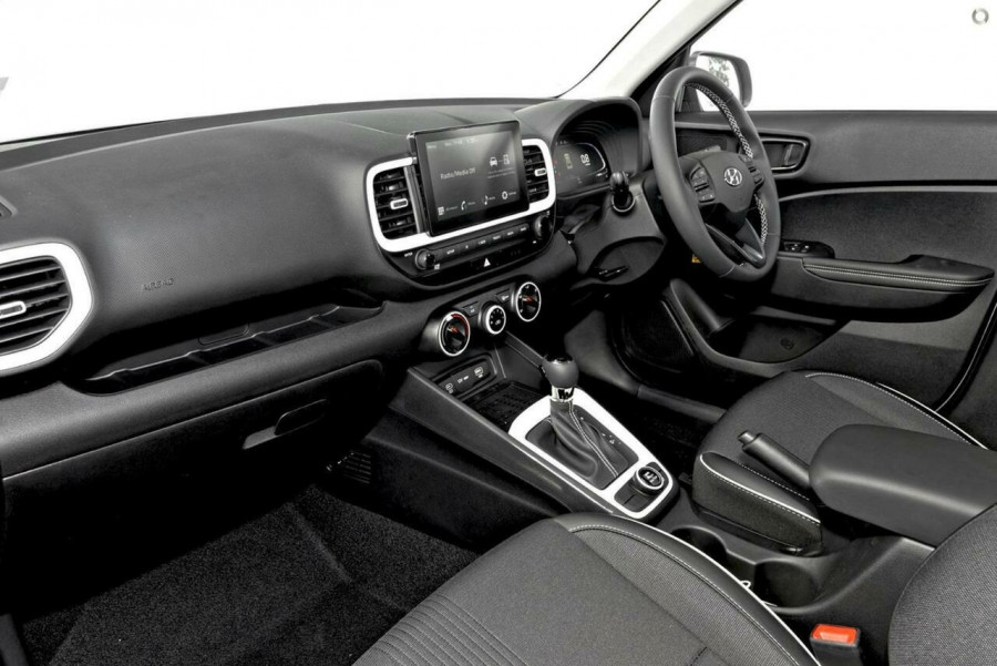 2026 Hyundai Venue QX.V5 Active SUV Image 12