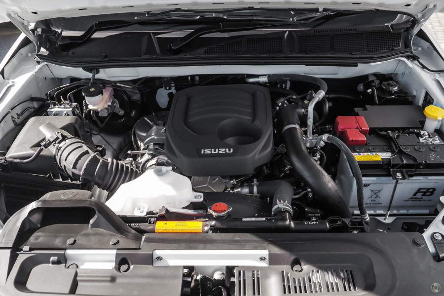 2025 MY24 Isuzu D-MAX RG SX High Ride Cab Chassis Image 10