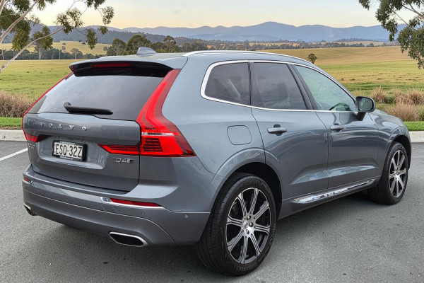 2018 Volvo XC60 UZ D4 Inscription SUV Image 7
